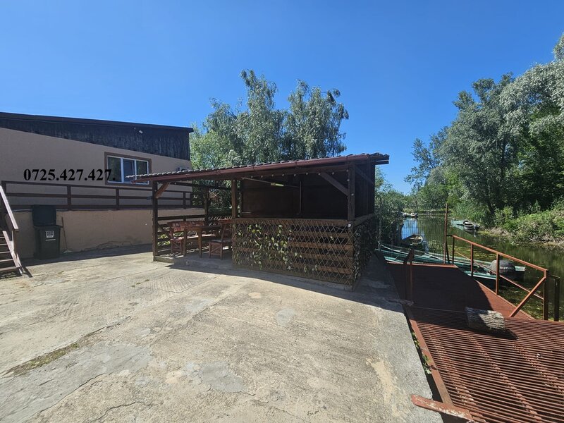 Dunavatu de Jos, vanzare pensiunea Solinia+restaurant+piscina+debarcader.